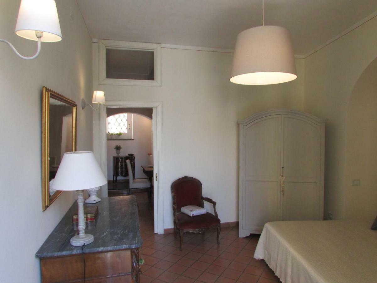 Salerno Domus Claudia Apartment Exterior foto