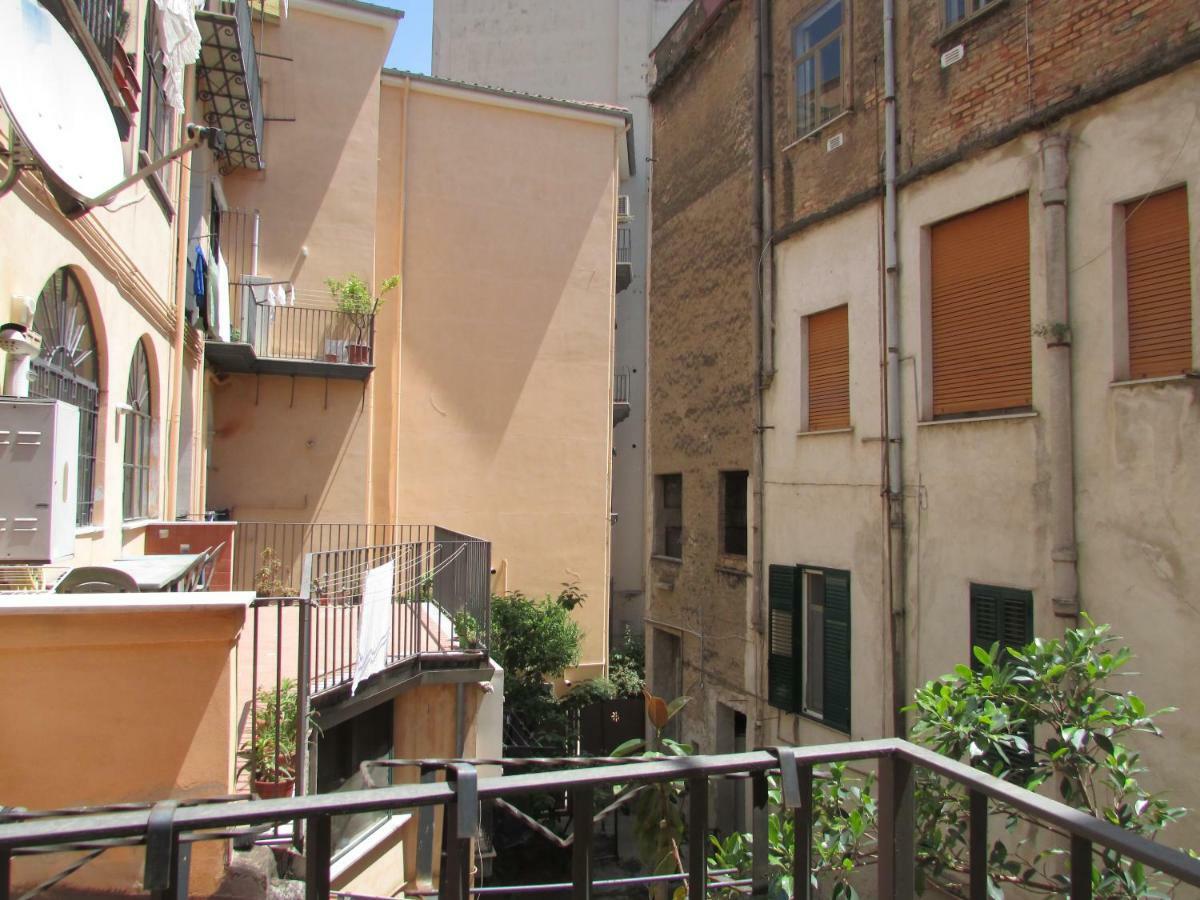 Salerno Domus Claudia Apartment Exterior foto